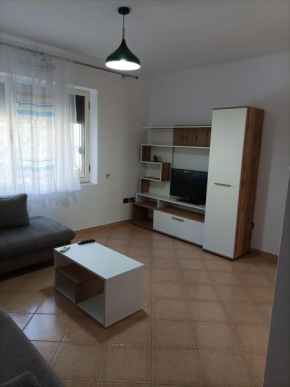 Lovely 2 bedrooms Adora's apartament